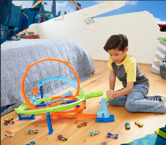 Hot Wheels 360° Loop Stunt Track Set with Launcher